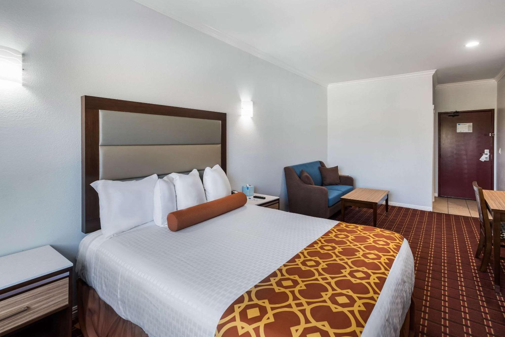 Rodeway Inn & Suites Pasadena Exterior foto